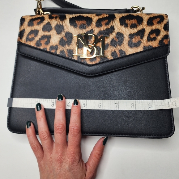 Badgley Mischka Leopard Print Black Shoulder Bag Purse - Picture 7 of 7